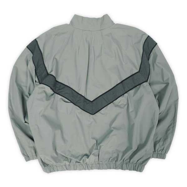 画像2: 00's US.ARMY IPFU ナイロントレーニングジャケット "LARGE-REGULAR" (2)