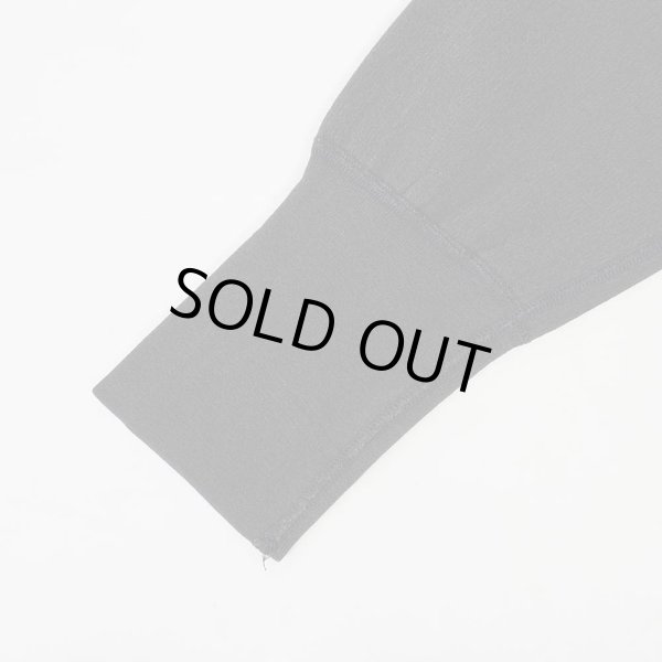 画像5: 90's Calvin Klein Jeans 前V スウェット "MADE IN CANADA" (5)