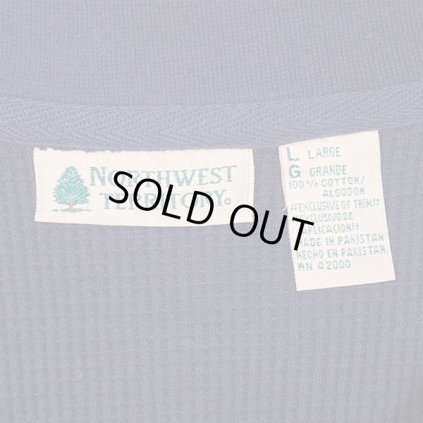 画像2: 00's NORTH EAST TERRITORY ヘンリーネック サーマルカットソー "DEADSTOCK" (2)