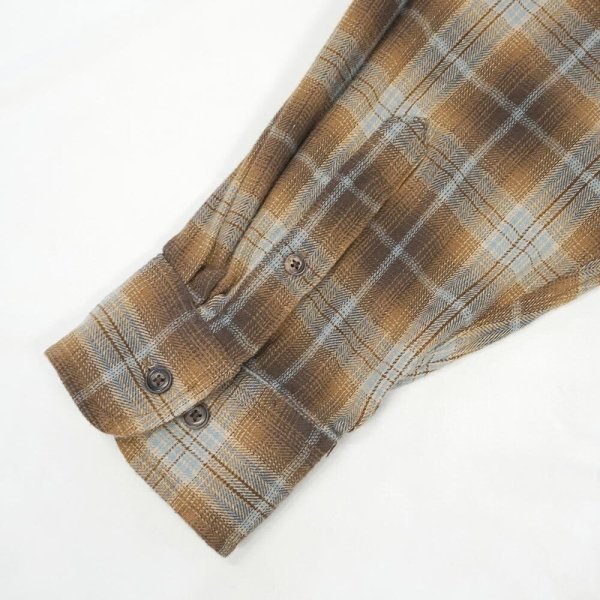画像4: 00's Arrow フランネル ボタンダウンシャツ "Brown Ombre Plaid" (4)