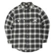 画像1: 00's Field & Stream ヘビーネルシャツ "Black Ombre Plaid" (1)