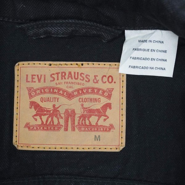画像3: 00's Levi's ブラックデニムジャケット (3)