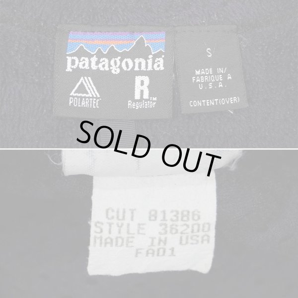 画像2: 00's Patagonia R4 フリースベスト "BLACK / MADE IN USA" (2)