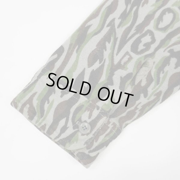 画像4: 80's WOOLRICH シャドーバークカモ柄 シャモアクロスシャツ "MADE IN USA" (4)