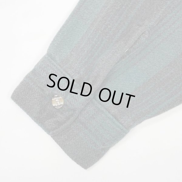 画像4: 90's FIVE BROTHER ヘビーネルシャツ "MADE IN USA / Green×Black Ombre Plaid" (4)