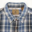 画像3: 90's ST JOHN'S BAY ヘビーネルシャツ "Blue Plaid" (3)