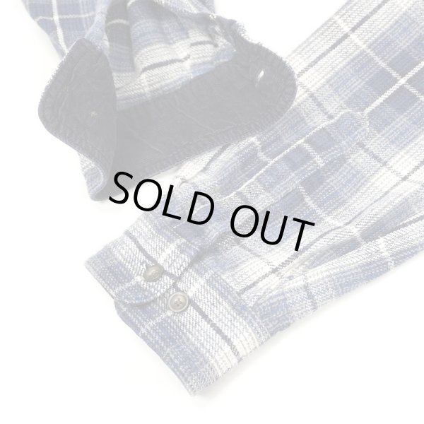 画像4: Late 90's ST JOHN'S BAY ヘビーネルシャツ "Navy Ombre Plaid" (4)