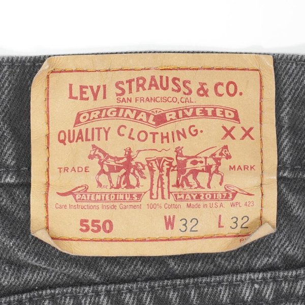 画像3: 90's Levi's 550 ブラックデニムパンツ "MADE IN USA / W32 L32" (3)