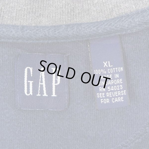 画像2: 90's OLD GAP Vネックカットソー (2)