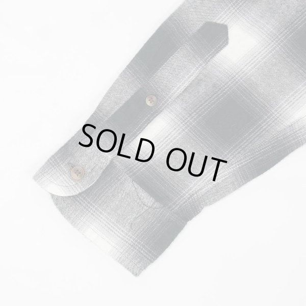 画像5: 00's CHAPS フランネル ボタンダウンシャツ "Black Ombre Plaid" (5)