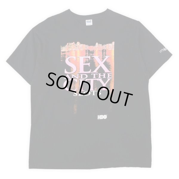 画像1: 00's SEX AND THE CITY ロゴプリントTシャツ (1)