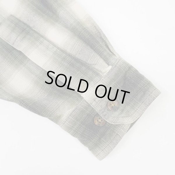 画像4: 90's Woolrich オンブレチェック柄 フランネルシャツ (4)