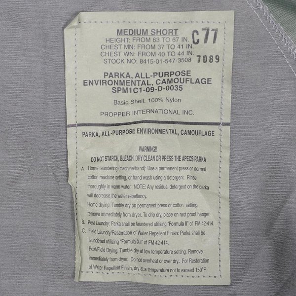 画像2: 00's USAF APECS ABU GORE-TEX PARKA "MEDIUM-SHORT / DEADSTOCK" (2)