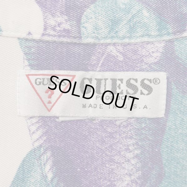 画像2: 90's GUESS S/S 総柄 レギュラーカラーシャツ "MADE IN USA" (2)