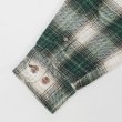 画像4: 00's FIELD & STREAM ヘビーネルシャツ "Ombre Plaid" (4)