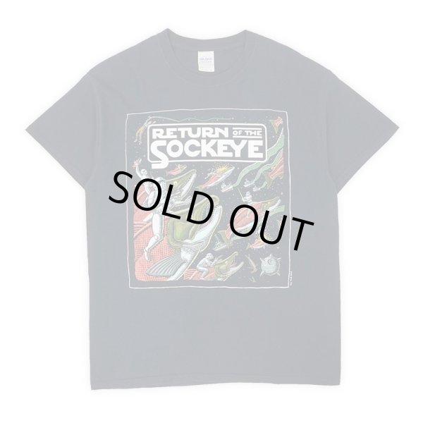 画像1: 00's RAY TROLL アートTシャツ "RETURN OF THE SOCKEYE" (1)