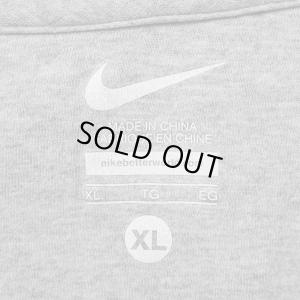 画像2: 00's NIKE スウェットパーカー “サガラ刺繍パッチ” (2)