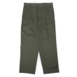 画像1: 00's DOCKERS 2タック チノトラウザー "W33 L30 / OLIVE" (1)