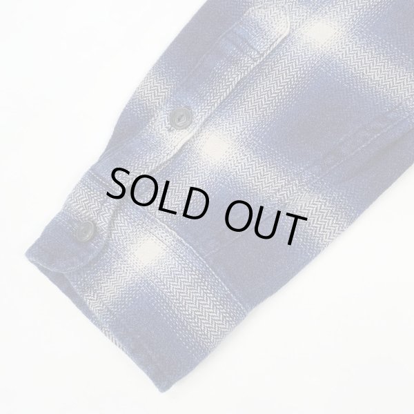 画像4: 10's GAP フランネル ワークシャツ "Ombre Plaid" (4)