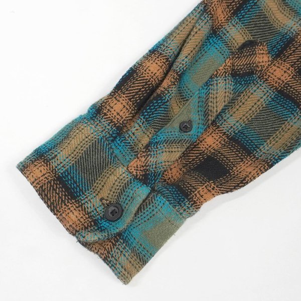 画像4: 00's NO BOUNDARIES フーディーネルシャツ "Ombre Plaid" (4)
