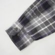 画像4: 00's ST JOHN'S BAY フランネルボタンダウンシャツ "Black Plaid" (4)
