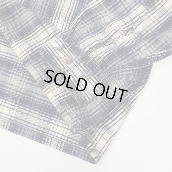 画像4: 90's ST JOHN'S BAY ヘビーネルシャツ “Navy Plaid” (4)