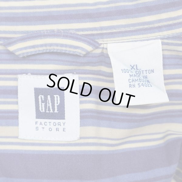 画像2: 00's OLD GAP S/S レギュラーカラーシャツ (2)