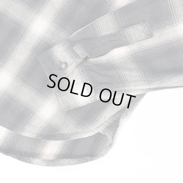 画像4: 00's Eddie Bauer マチ付き フランネルシャツ "Black Omble Plaid" (4)