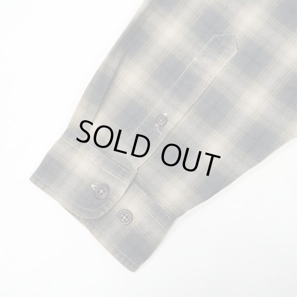 画像4: Early 00's Eddie Bauer コットンワークシャツ "Black Ombre Plaid" (4)