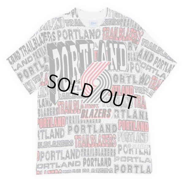 画像1: 90's PORTLAND TRAIL BLAZERS オールオーバープリントTシャツ “DEADSTOCK / MADE IN USA” (1)