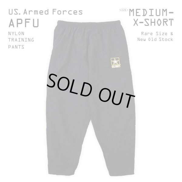 画像1: 【MEDIUM-XSHORT / DEADSTOCK】00's US.ARMY APFU ナイロントレーニングパンツ (1)