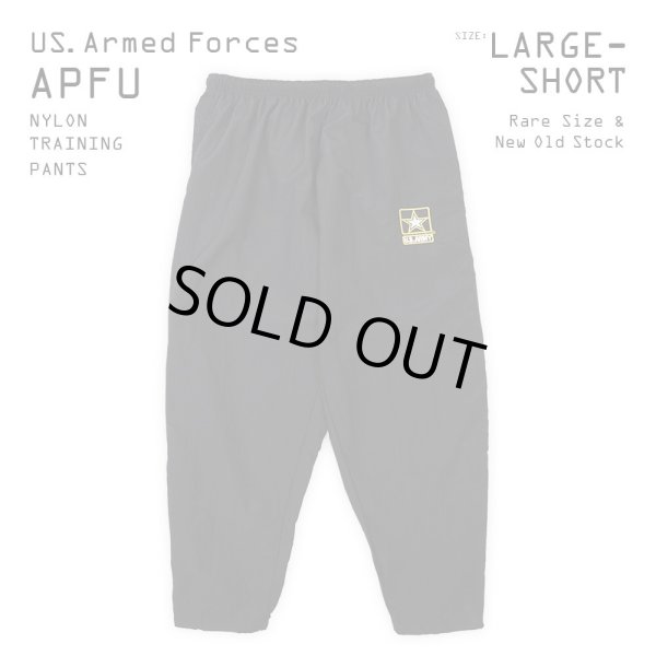 画像1: 【LARGE-SHORT / DEADSTOCK】00's US.ARMY APFU ナイロントレーニングパンツ (1)