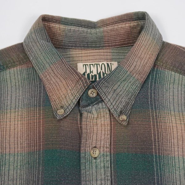 画像4: 90-00's TETON by Woolrich フランネル ボタンダウンシャツ (4)