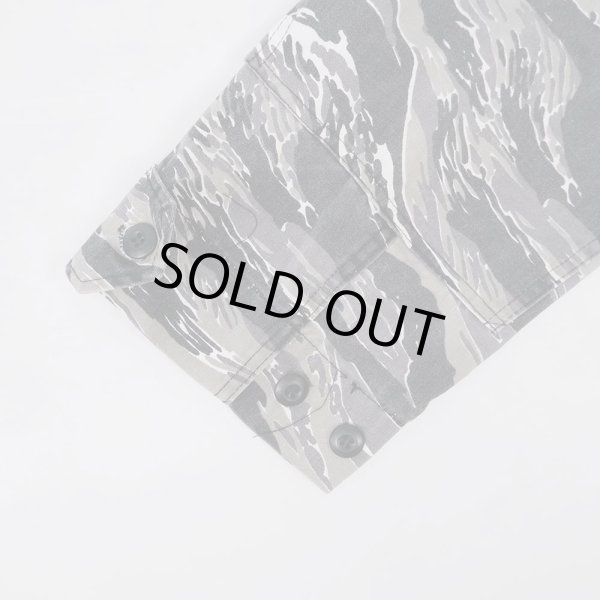 画像5: 90's ATLANCO タイガーストライプカモ柄 BDUジャケット "LARGE-REGULAR / MADE IN USA" (5)