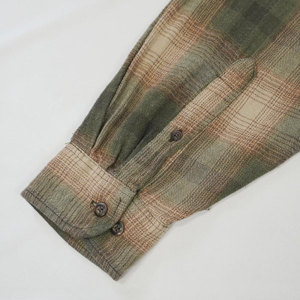画像4: 00's Arrow フランネル ボタンダウンシャツ "Ombre Plaid" (4)