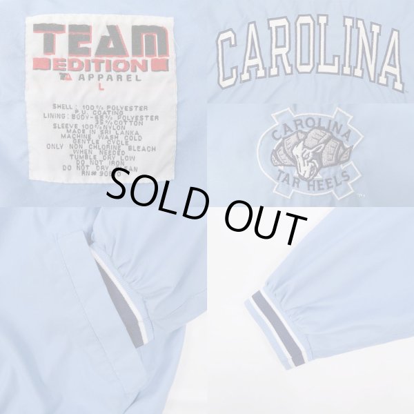 画像3: 00's North Carolina Tar Heels Vネック ナイロンプルオーバー (3)