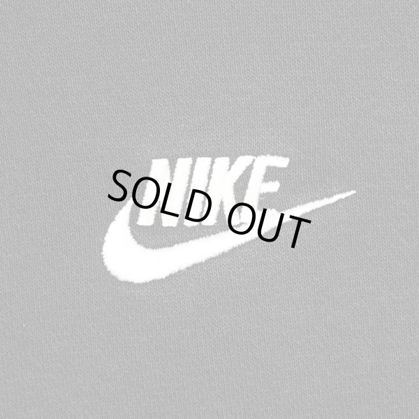画像4: 00's NIKE スウォッシュロゴ刺繍 スウェットパーカー "BLACK" (4)