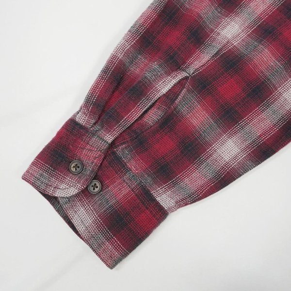 画像4: 00's ST JOHN'S BAY フランネル ボタンダウンシャツ "Ombre Plaid" (4)