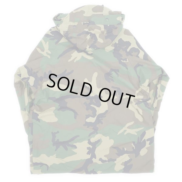 画像2: 00's US.ARMY ウッドランドカモ柄 ECWCS GORE-TEX PARKA "LARGE-REGULAR / DEADSTOCK" (2)