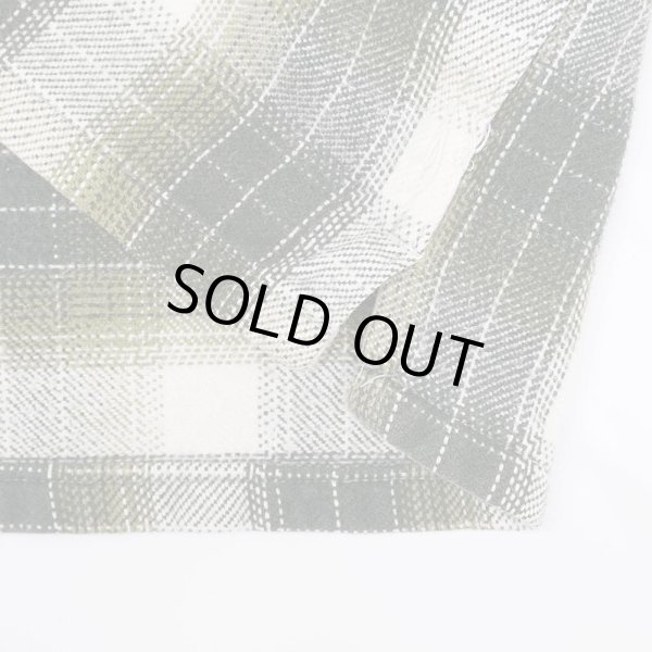 画像4: 90's ST JOHN'S BAY オンブレチェック柄 ヘビーネルシャツ "OLIVE Plaid" (4)