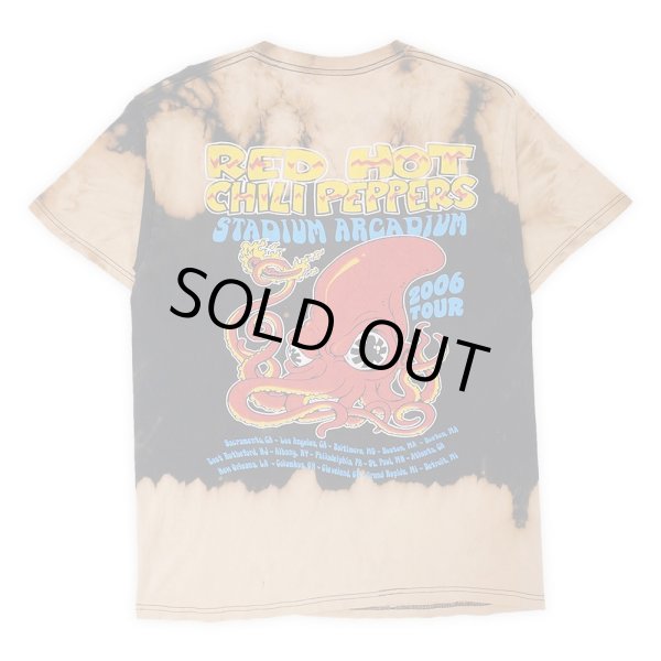 画像2: 00's RED HOT CHILIPEPPERS ツアーTシャツ "STADIUM ARCADIUM / Bleach Custom" (2)