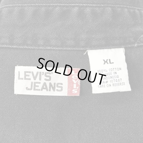 画像2: 00's Levi's ブラックデニム ワークシャツ (2)