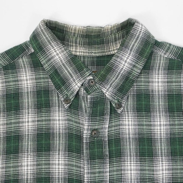 画像3: 90-00's ST.JOHN'S BAY フランネルボタンダウンシャツ "Green Ombre Plaid" (3)