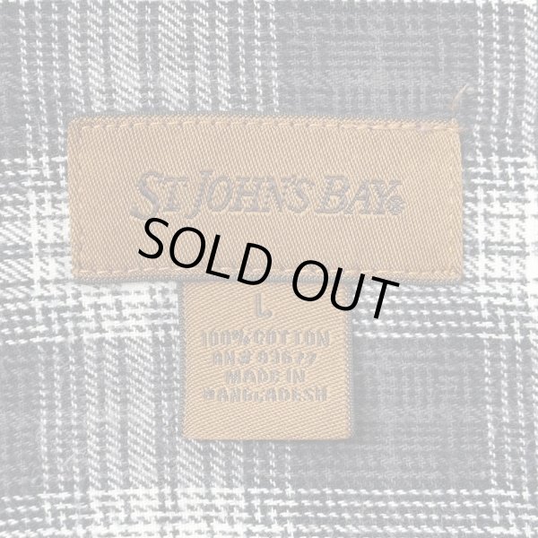 画像2: 90-00's ST.JOHN'S BAY フランネルボタンダウンシャツ "Gray Ombre Plaid" (2)