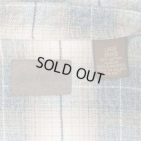 画像2: Late 90's ST JOHN'S BAY フランネル ボタンダウンシャツ "Ombre Plaid" (2)