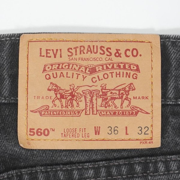 画像3: 90's Levi's 560 ブラックデニムパンツ "MADE IN USA / W36 L30相当" (3)