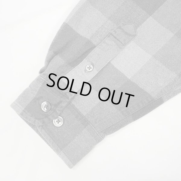 画像4: 00's Eddie Bauer フランネル ボタンダウンシャツ (4)