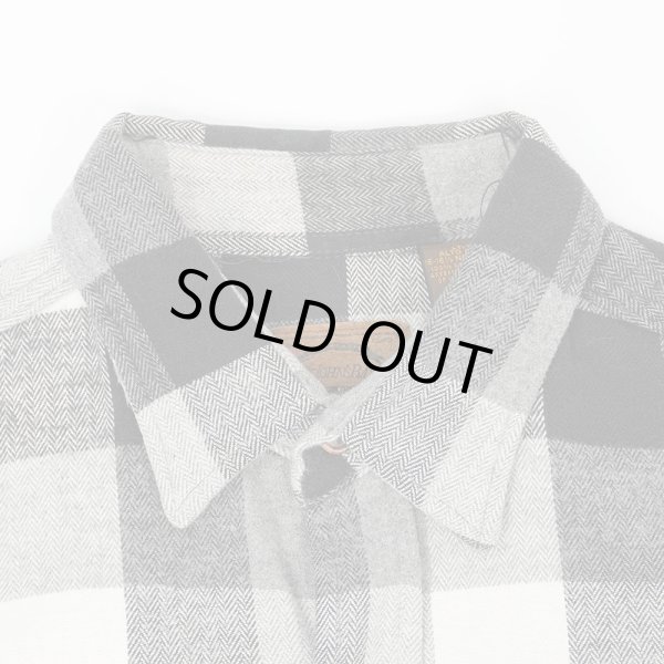 画像3: 90's ST JOHN'S BAY ブロックチェック柄 ヘビーネルシャツ "BLACK×WHITE" (3)