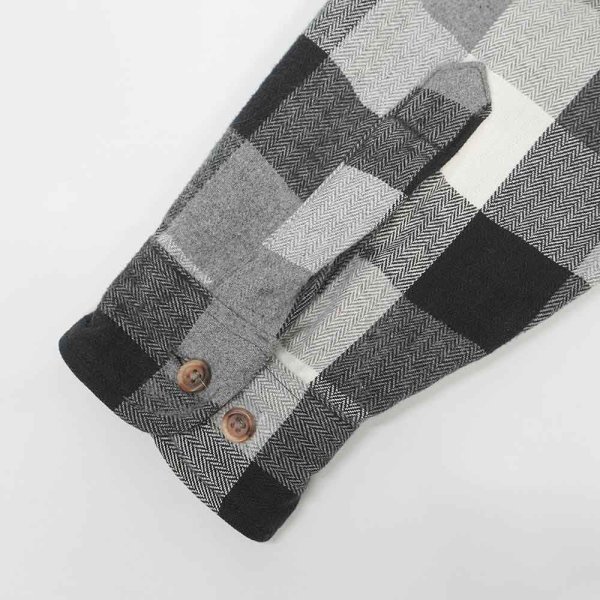 画像4: 90's ST JOHN'S BAY ブロックチェック柄 ヘビーネルシャツ "BLACK×WHITE" (4)