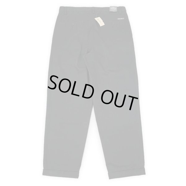 画像2: 00's Eddie Bauer 2タック チノトラウザー “BLACK / DEADSTOCK” (2)